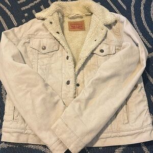 Levi corduroy jacket with Sherpa lining